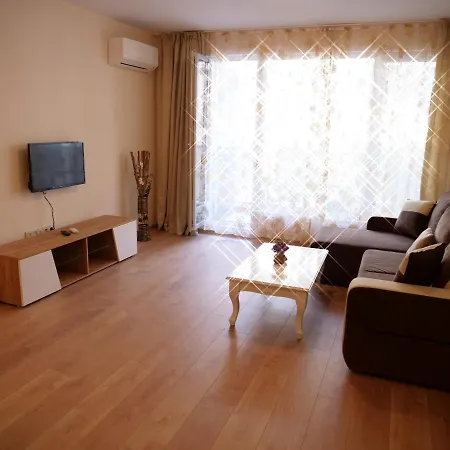 Aristo Apartamento *